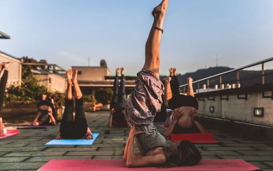 How Much Does a Yoga Therapist Make